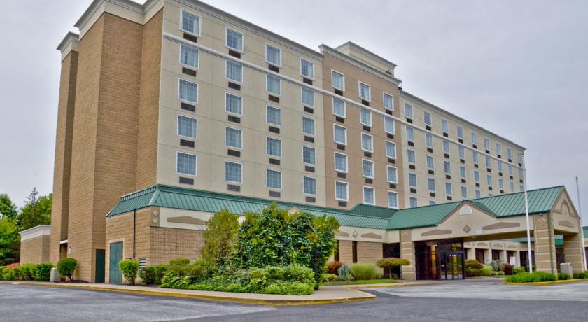 Holiday Inn & Suites Philadelphia-Runnemede/Exit 3-New Jersey Turnpike Exterior photo